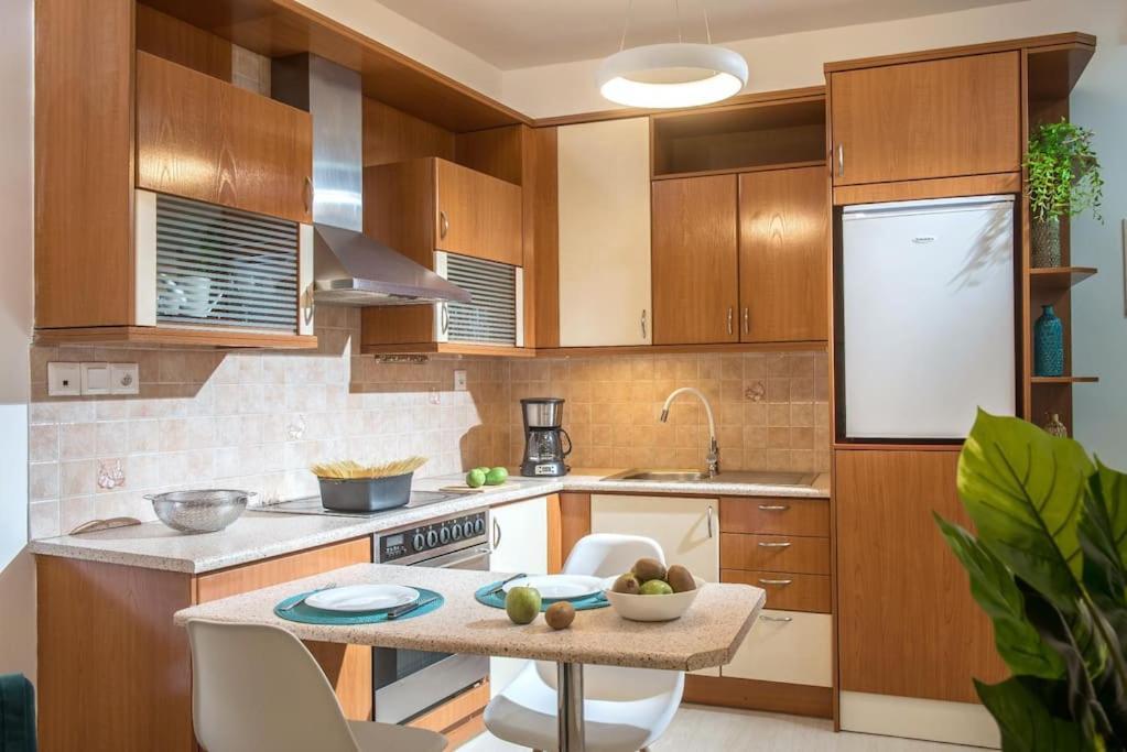 Mojo - Cozy Apartment Iraklio